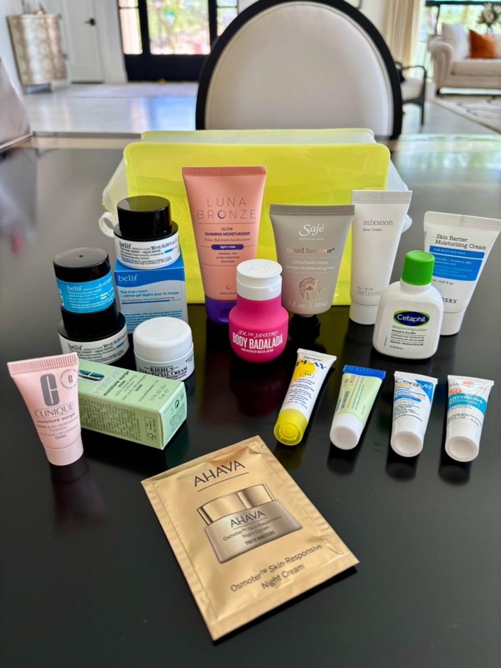 *CLOSEOUT* 15 Piece Moisturizer Discovery Set